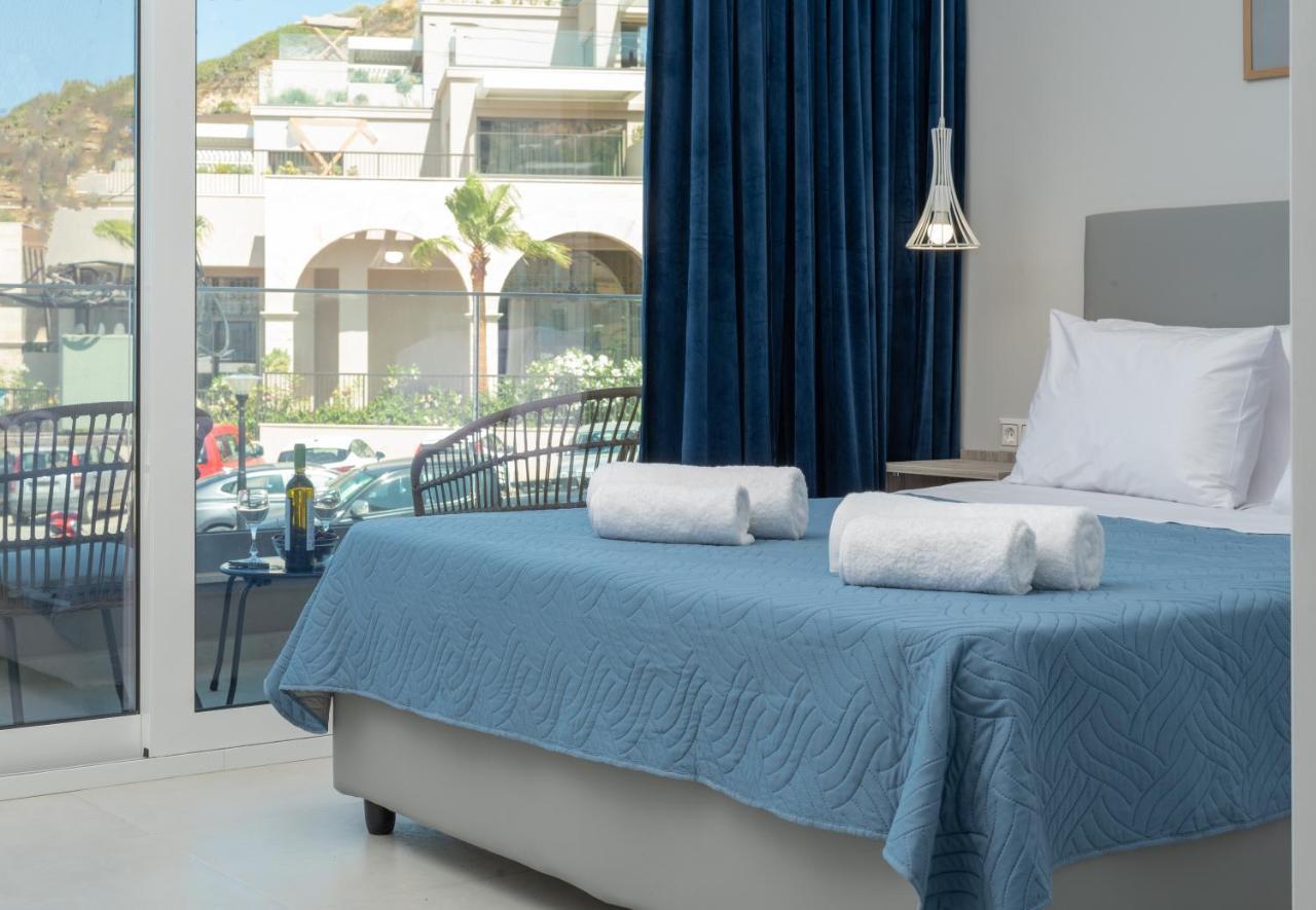 Mk Summer Breeze Luxury Apartments Agia Pelagia Eksteriør billede